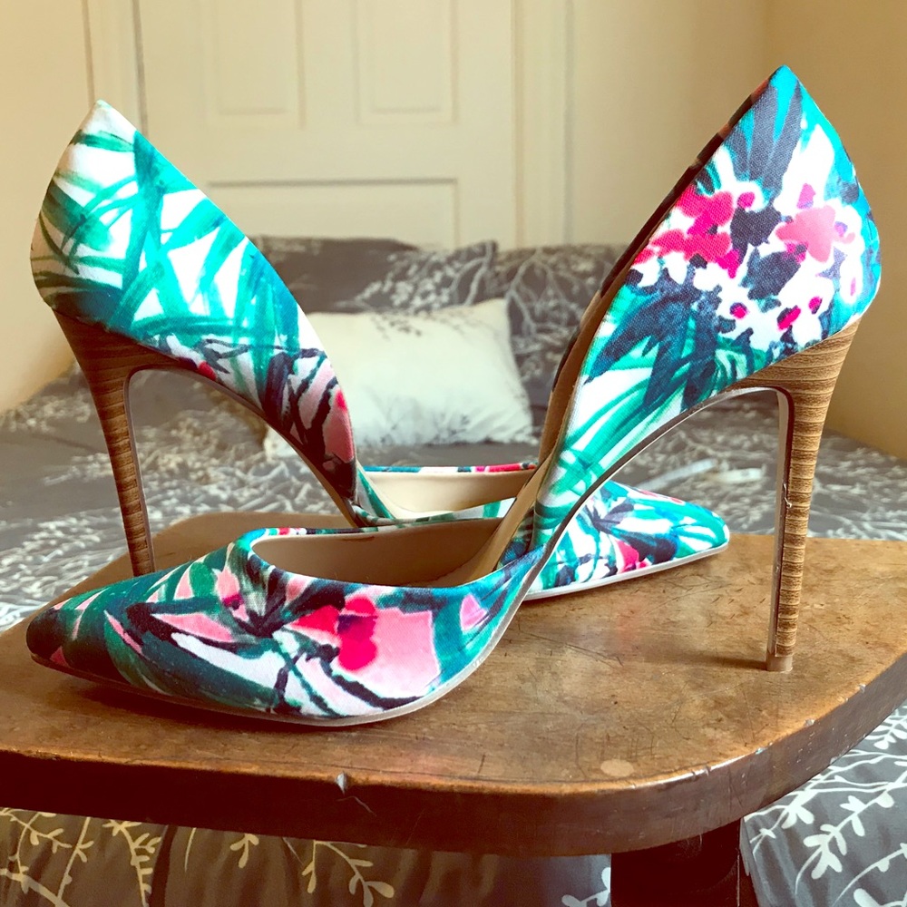 JustFab Joli Tropical Floral Heels Size 8 EUC